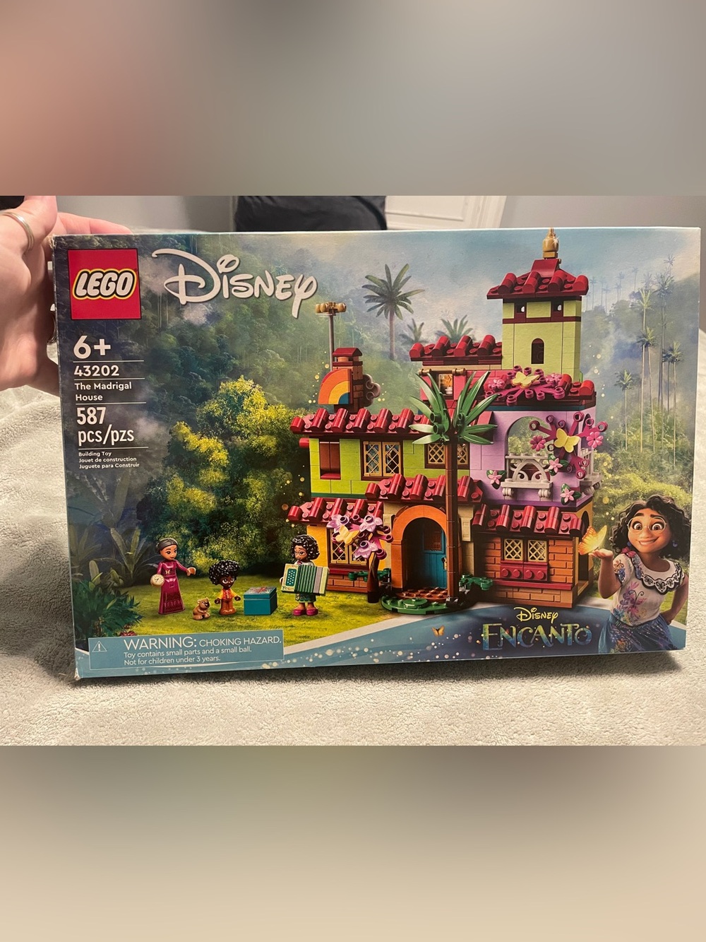 LEGO Disney Encanto The Madrigal House 43202 Retired Complete Set